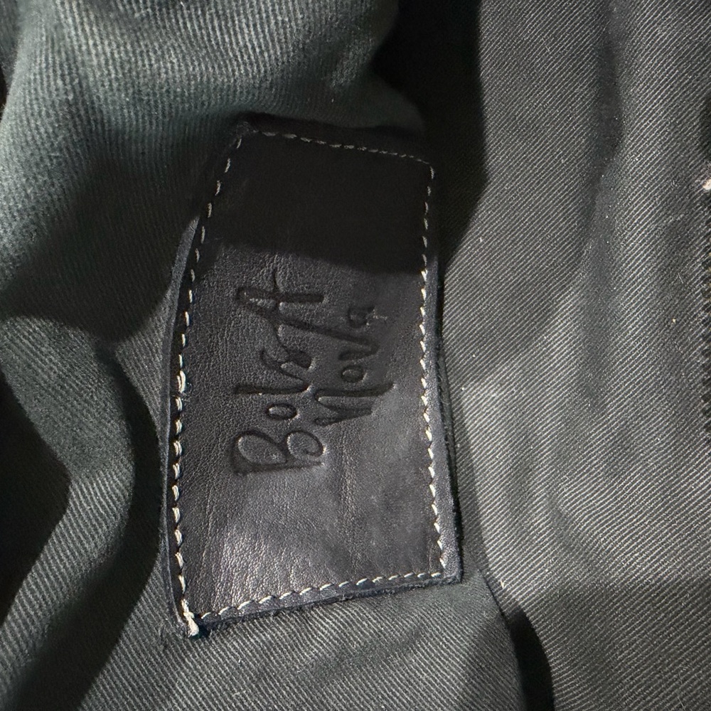 Bolsa Nova “Bella” black leather sling bag - Picture 4 of 4